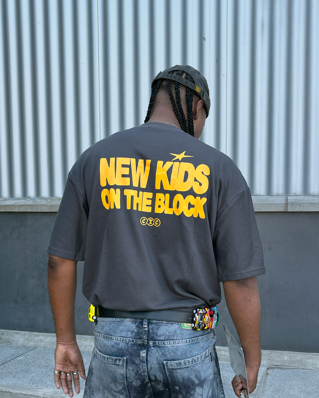 New Kids | Gris