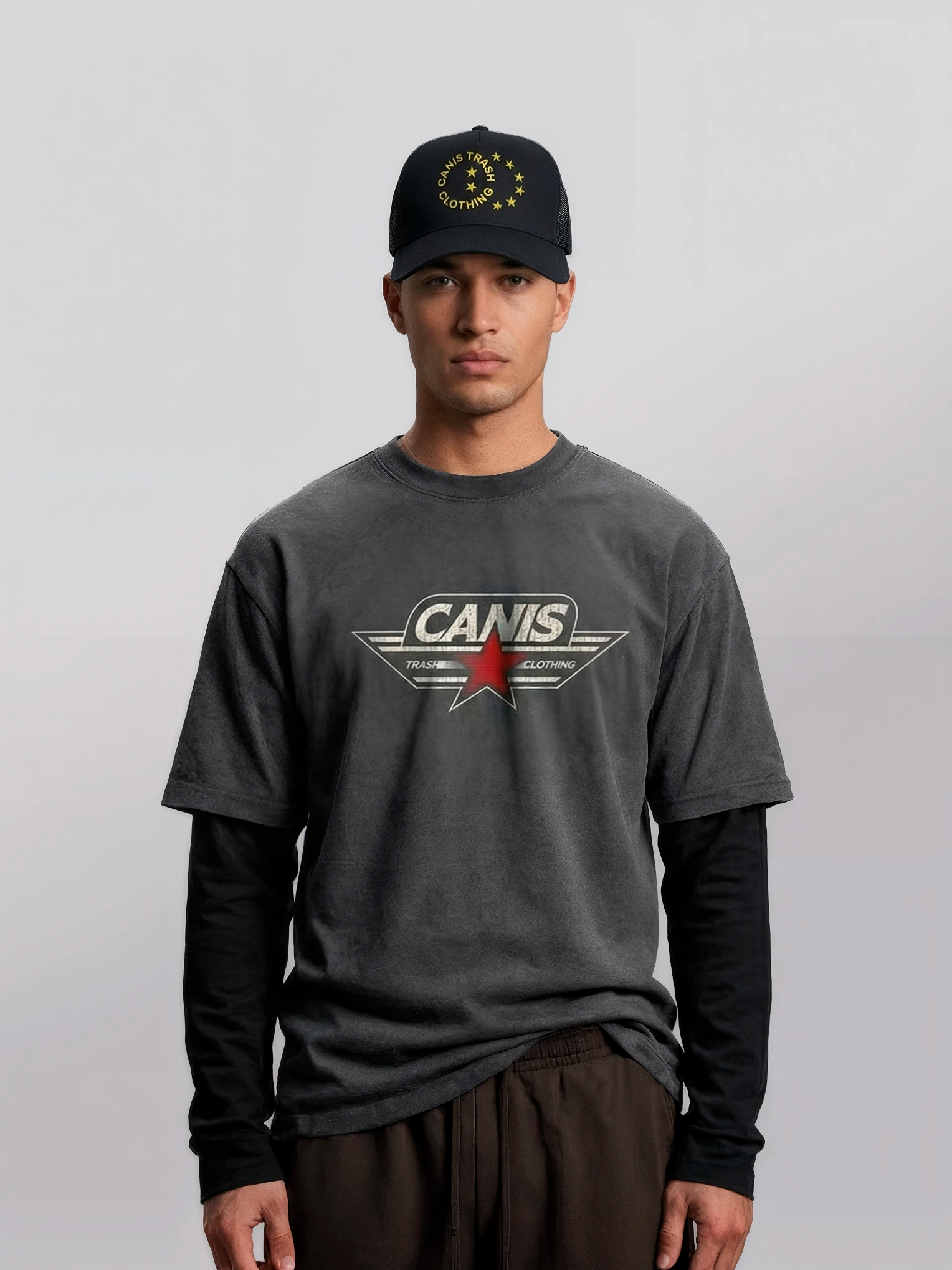 Camiseta 90s Gris + Trucker Cap